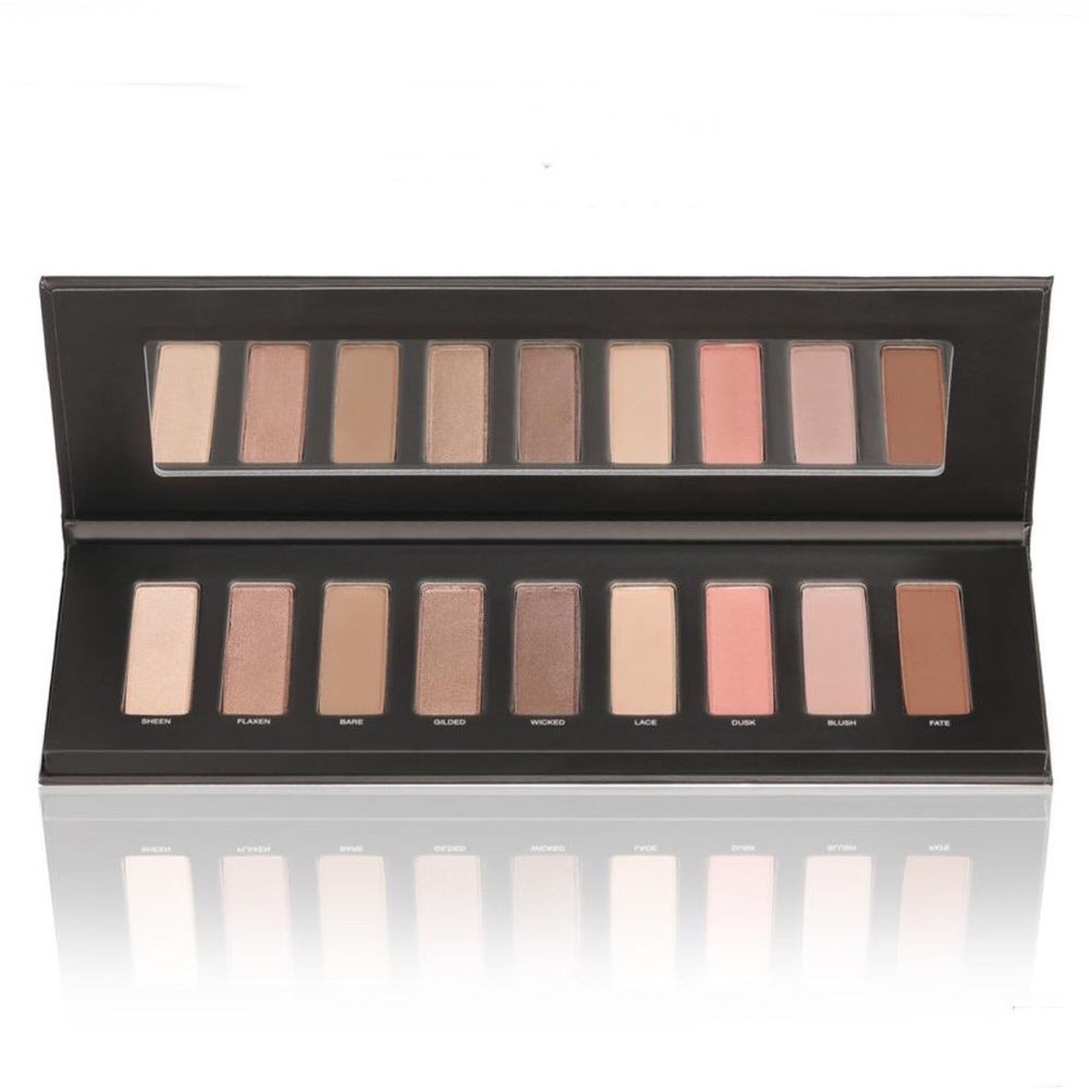 Ease to Wear Eyeshadow Palette